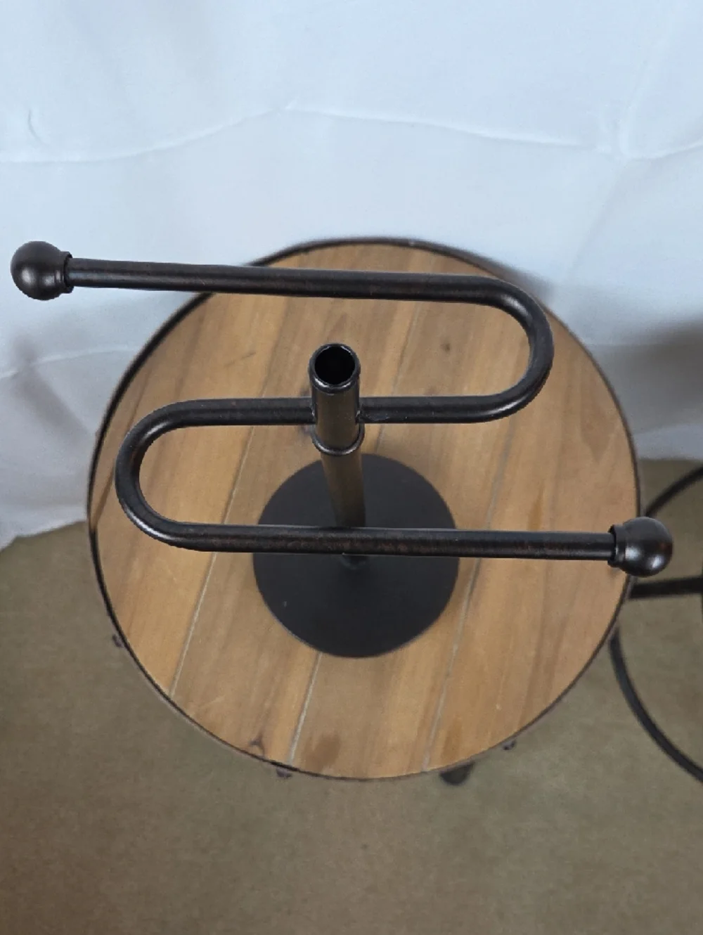 Bronze Metal Countertop Towel Holder Stand